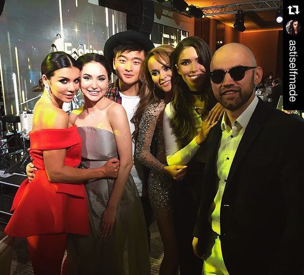 HELLO.RU:   "FASHION PEOPLE AWARDS 2016"